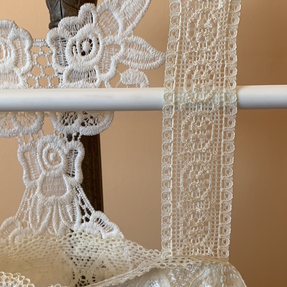 Patterned Tank Top - Picture 3 of 4